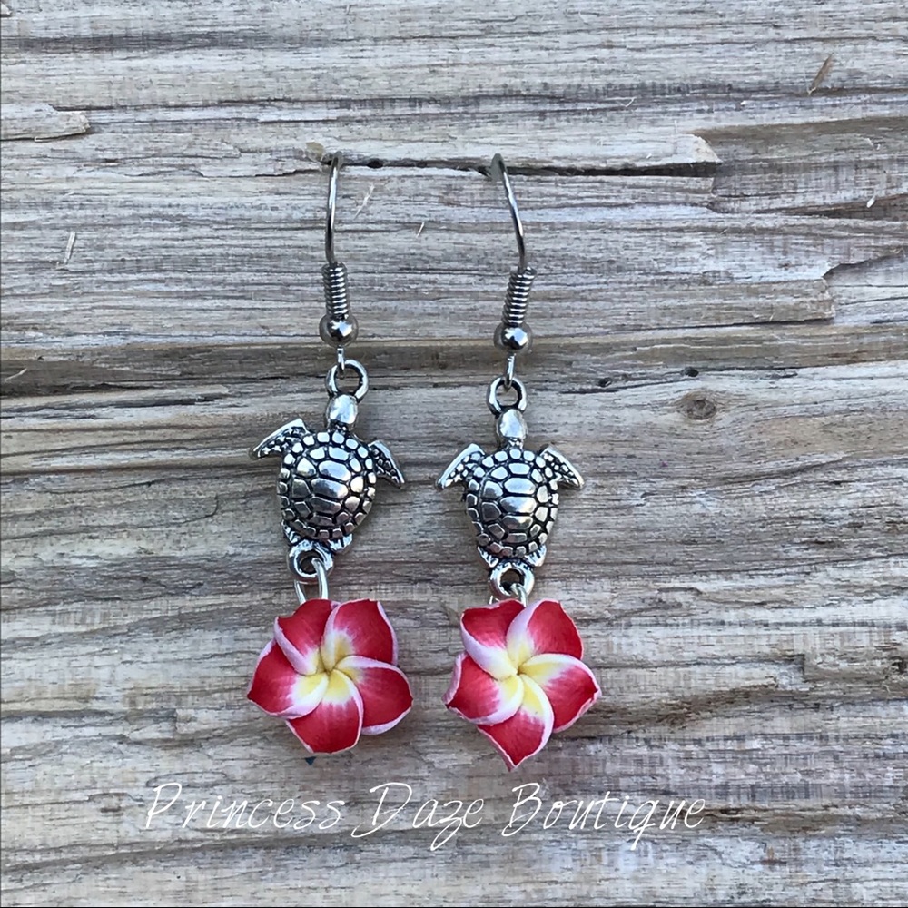 Red Hawaiian Flower Turtle Dangle Earrings‎